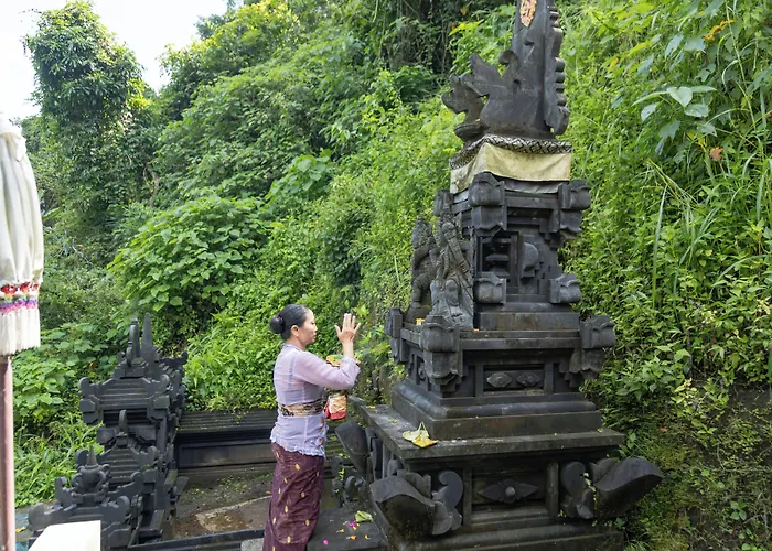 Beji Mawang By Genuinehost *